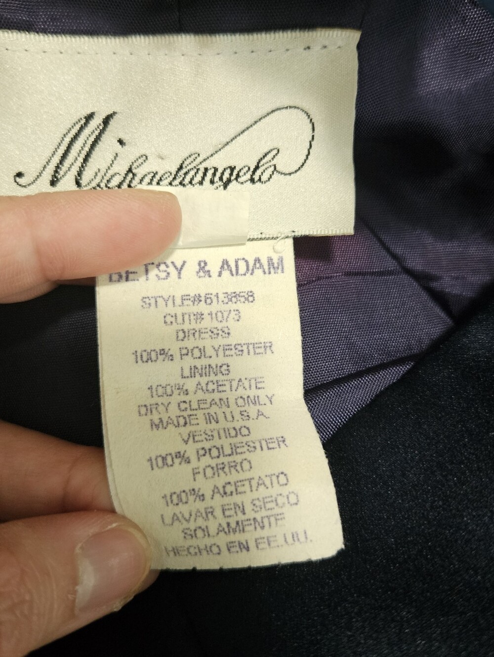 Dress - Picture 10 of 10